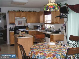 3 East Lexton Road New Castle, DE 19720 - Photo 5 of 12 Kitchen