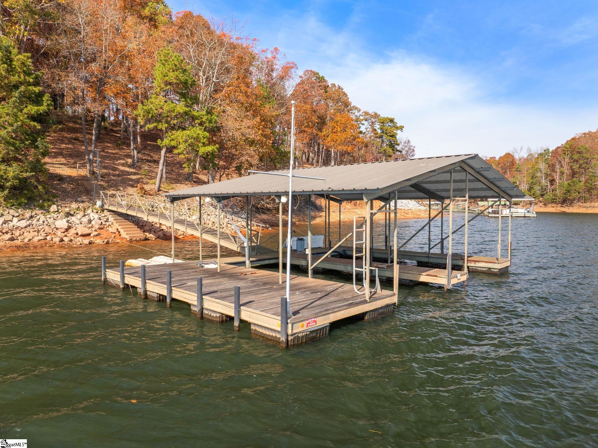 231 Perry Circle Townville, SC 29689 - Photo 2 of 35