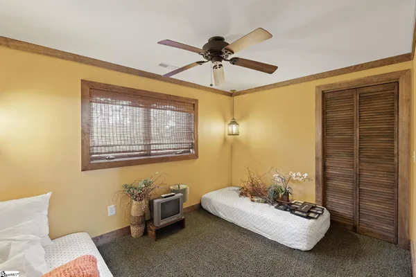 $995,231 | 231 Perry Circle, Townville, SC 29689