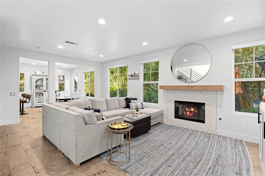 2547 Cornerstone Lane Costa Mesa, CA 92626 - Photo 9 of 31