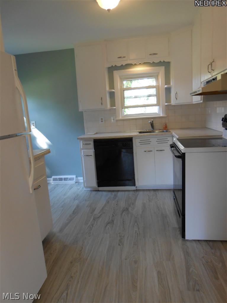 9730 Mentor Road Chardon, OH 44024 - Photo 8 of 18