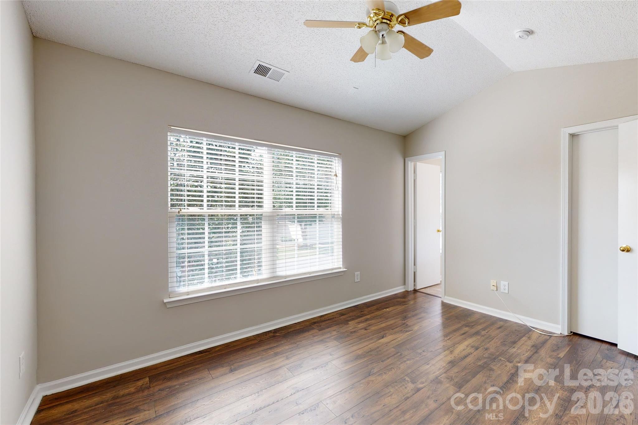 2024 Pimpernel Road Charlotte, NC 28213 - Photo 20 of 33 Gallery Image 20