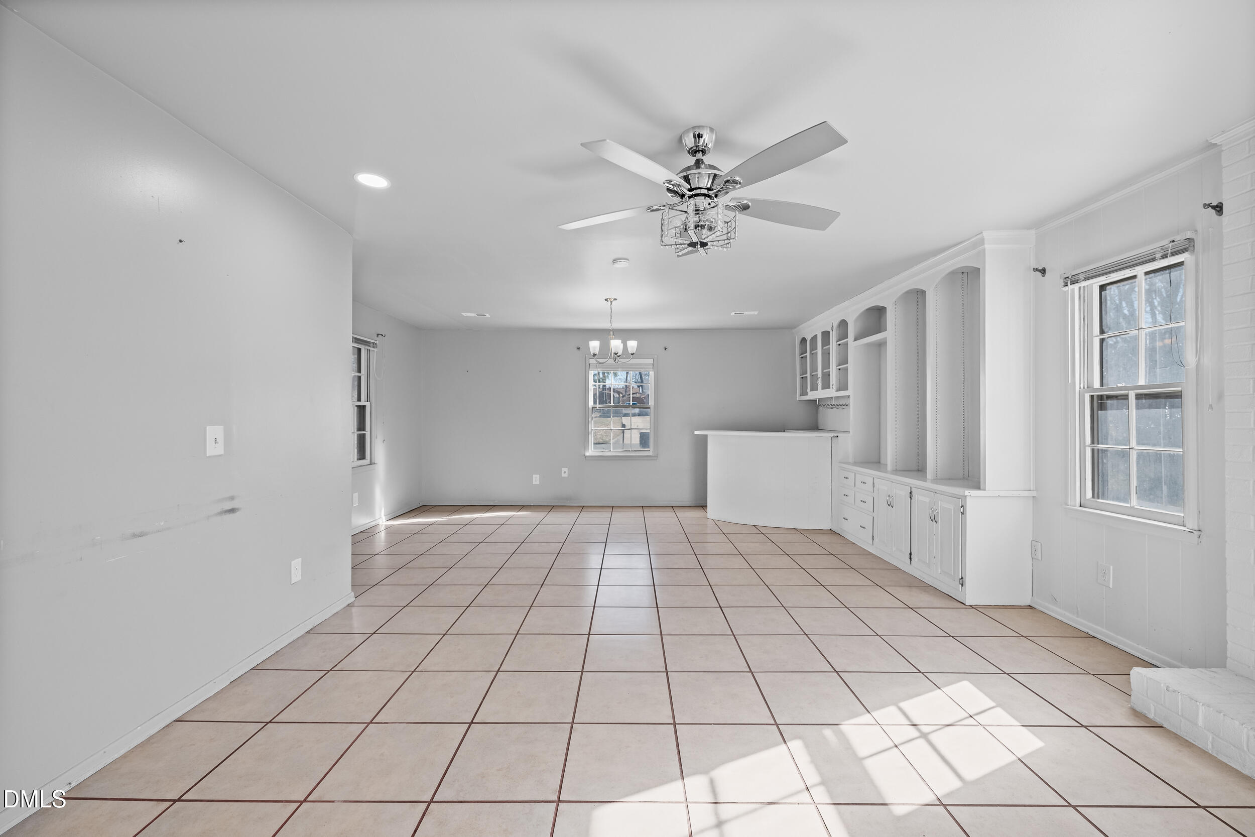 2340 Buckingham Road Burlington, NC 27217 - Photo 6 of 21 6 -2340 buckingham rd, interior