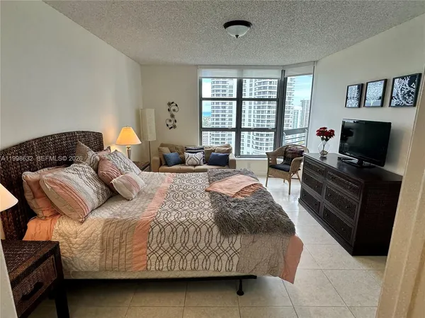 $3,500 | 3530 Mystic Pointe Drive, Unit 2607, Aventura, FL 33180