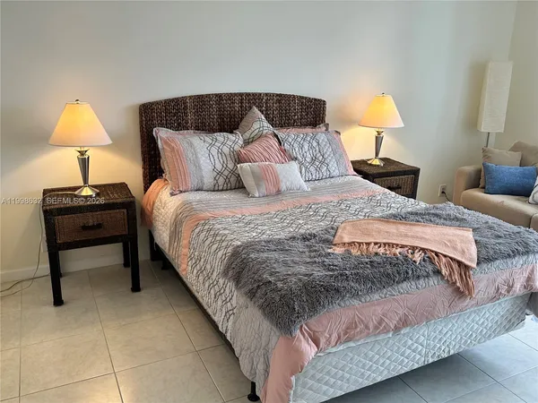 $3,500 | 3530 Mystic Pointe Drive, Unit 2607, Aventura, FL 33180