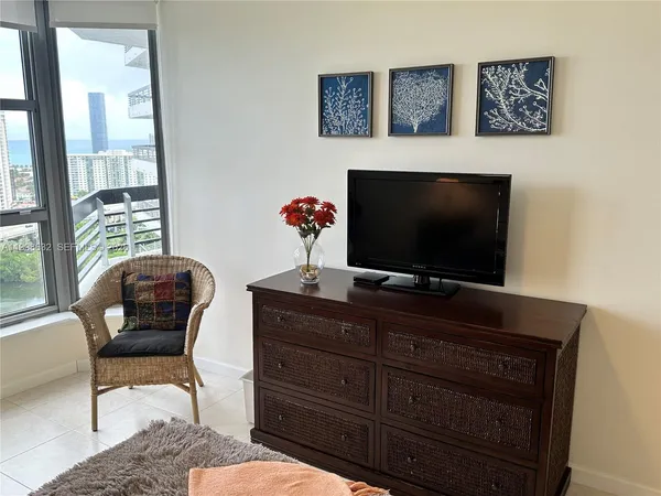 $3,500 | 3530 Mystic Pointe Drive, Unit 2607, Aventura, FL 33180