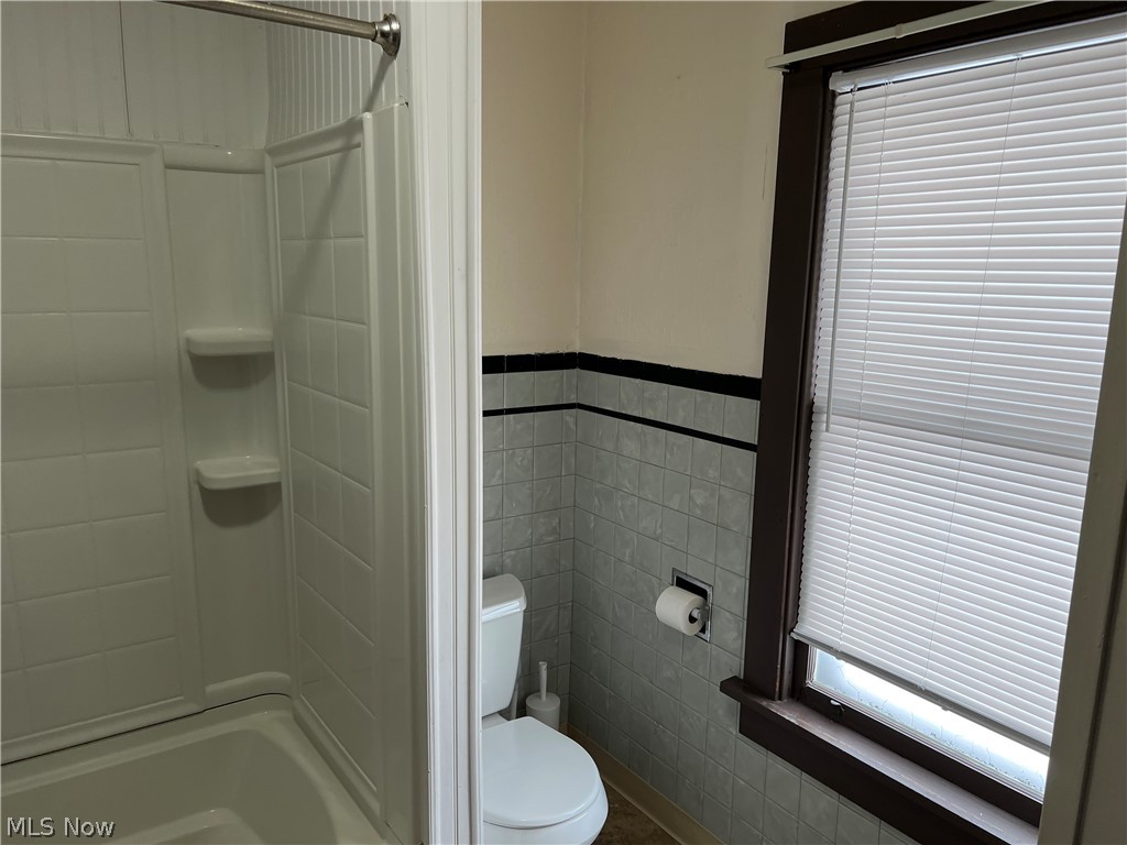 45819 Telegraph Road Amherst, OH 44001 - Photo 11 of 21 Gallery Image 11