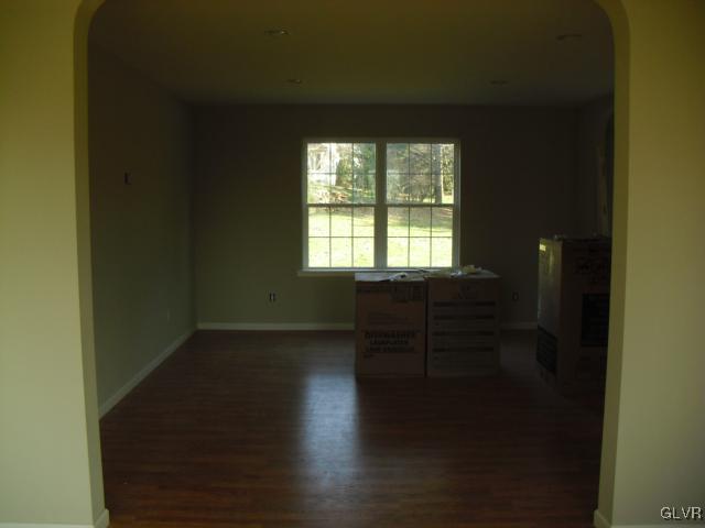 5310 Seip Road Bethlehem, PA 18017 - Photo 5 of 10 Gallery Image 5