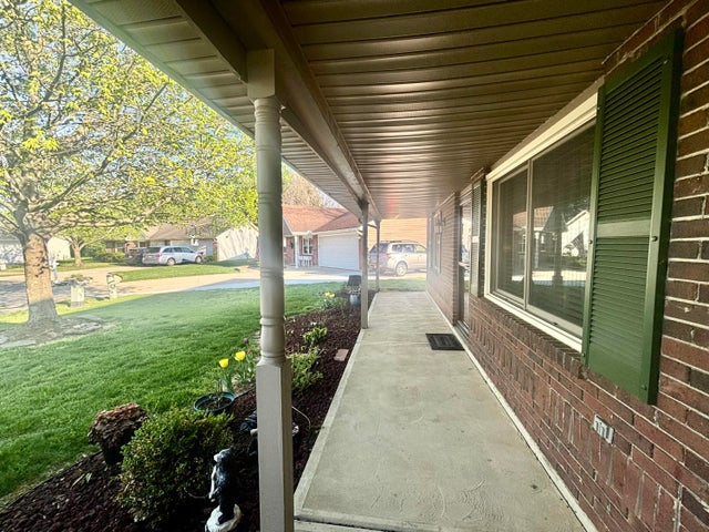 2865 Dawn Lane Springfield, OH 45503 - Photo 3 of 19