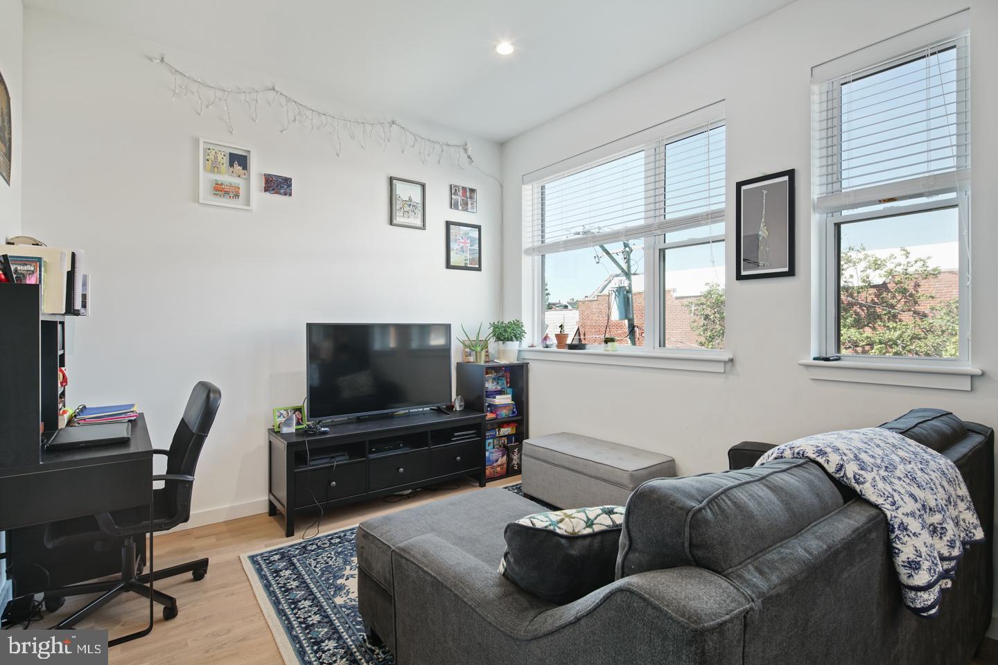 507 South 8th Street, Unit 104 Philadelphia, PA 19147 - Photo 3 of 12