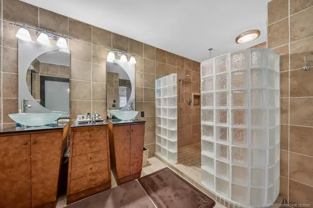 $875,000 | 5609 Southeast Lamay Drive, Stuart, FL 34997