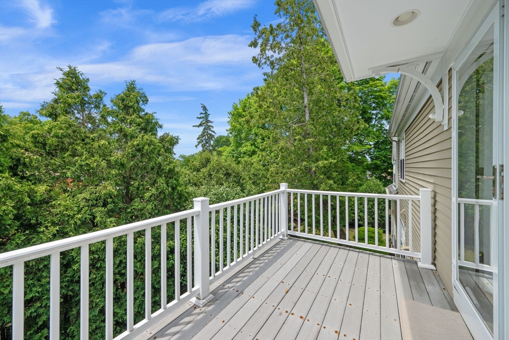 6 Essex Road, Unit 15 Ipswich, MA 01938 - Photo 5 of 40