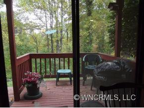 37 George Circle Maggie Valley, NC 28751 - Photo 7 of 15 a view of a bench in the balcony