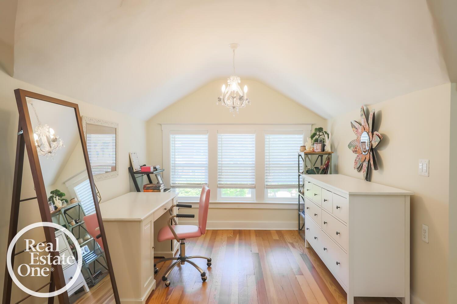 881 Nottingham Road Grosse Pointe Park, MI 48230 - Photo 18 of 25