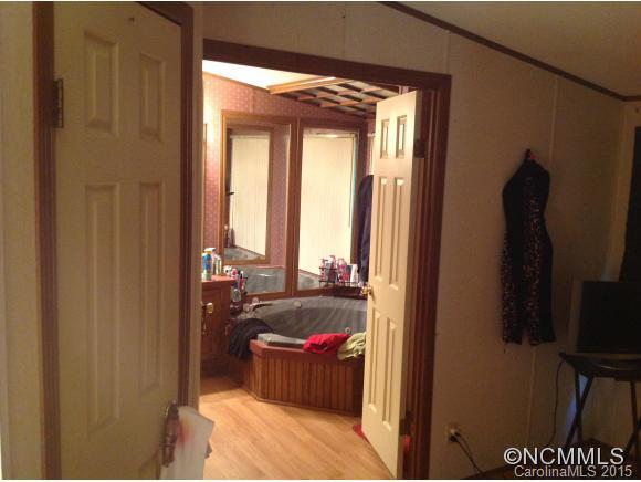 201 Jordan Road Swannanoa, NC 28778 - Photo 8 of 8 Gallery Image 8