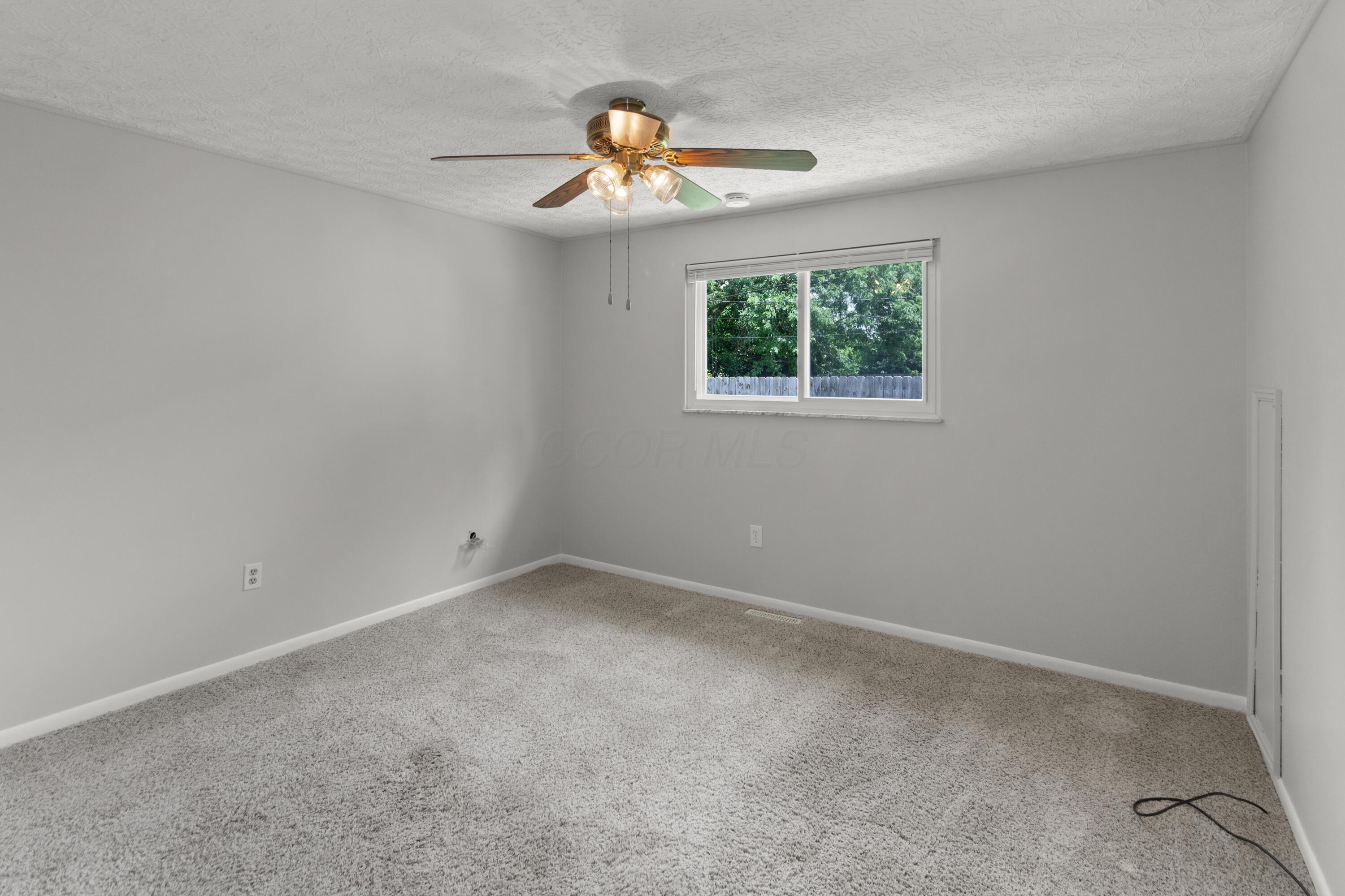 3418 Everson Road West Columbus, OH 43232 - Photo 13 of 30 3418 Everson Rd W (13)