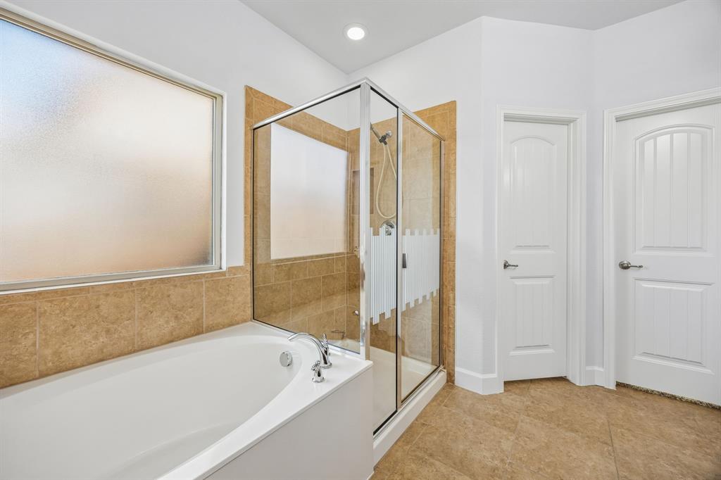 10445 Merced Lake Road Fort Worth, TX 76177 - Photo 18 of 27