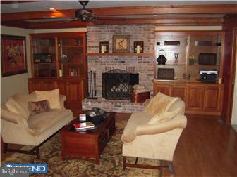 109 Ridgeview Lane Doylestown, PA 18901 - Photo 5 of 12 Family Room