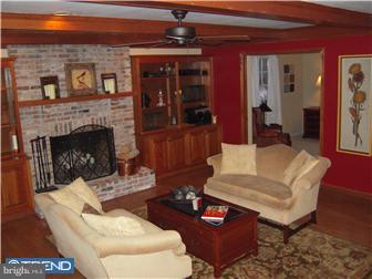 109 Ridgeview Lane Doylestown, PA 18901 - Photo 6 of 12 Family Room
