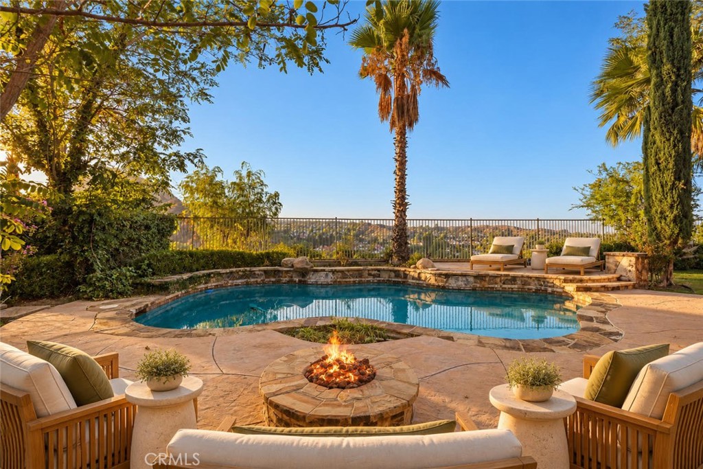 25501 Magnolia Lane Stevenson Ranch, CA 91381 - Photo 1 of 40 Gallery Image 1