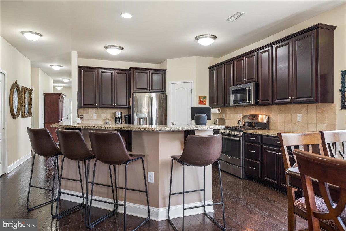 20 Montclaire Road Medford, NJ 08055 - Photo 21 of 34 Modern kitchen with sleek finishes.