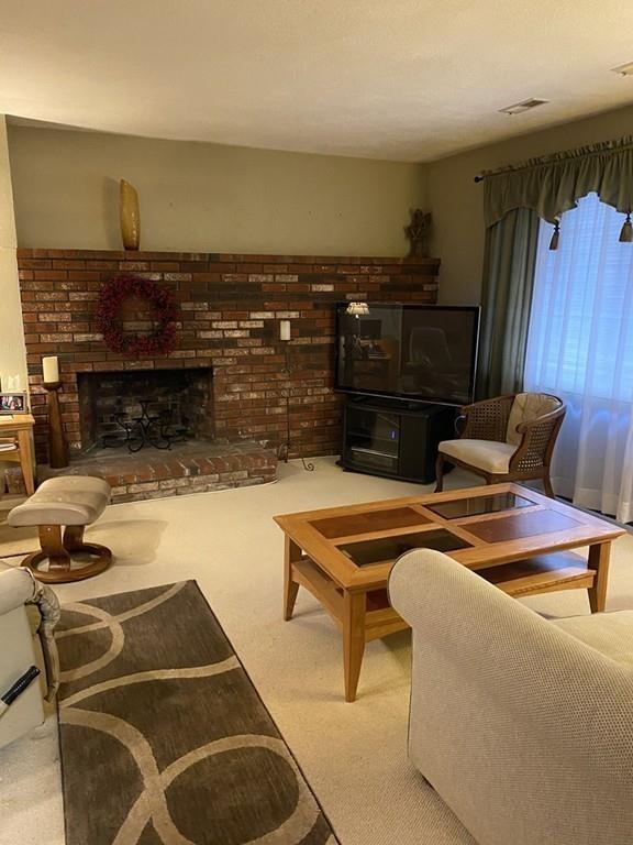 184 Fox Hill Road Burlington, MA 01803 - Photo 8 of 9 Gallery Image 8