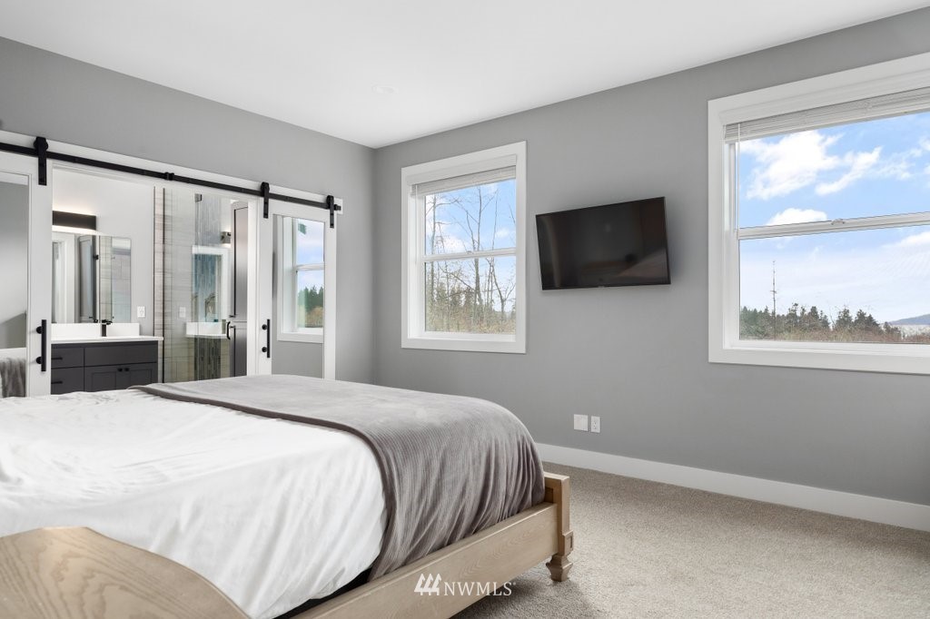 1629 Silver Lake Road Oak Harbor, WA 98277 - Photo 14 of 40 Gallery Image 14