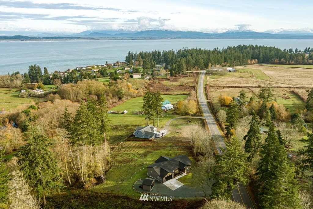 1629 Silver Lake Road Oak Harbor, WA 98277 - Photo 34 of 40 Gallery Image 34