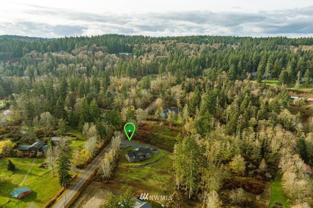 1629 Silver Lake Road Oak Harbor, WA 98277 - Photo 35 of 40 Gallery Image 35