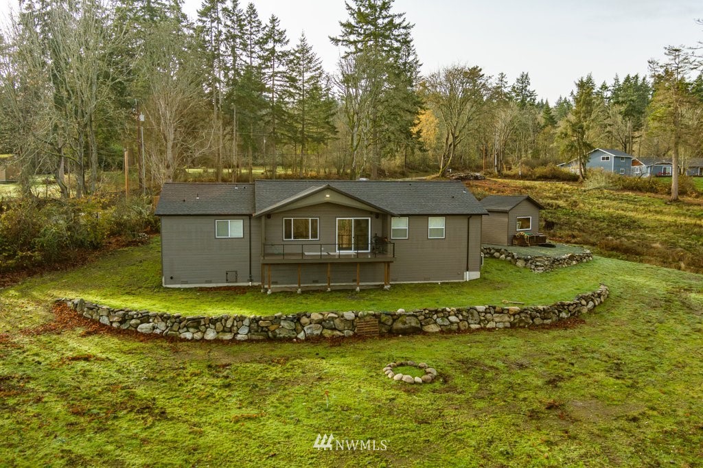 1629 Silver Lake Road Oak Harbor, WA 98277 - Photo 36 of 40 Gallery Image 36