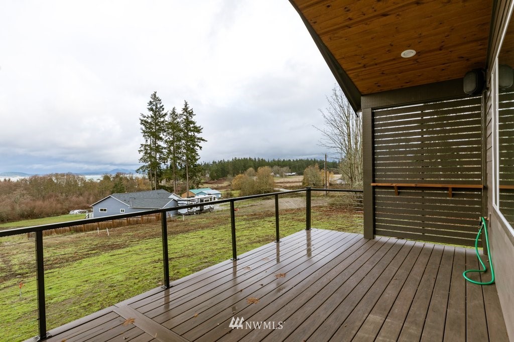 1629 Silver Lake Road Oak Harbor, WA 98277 - Photo 39 of 40 Gallery Image 39