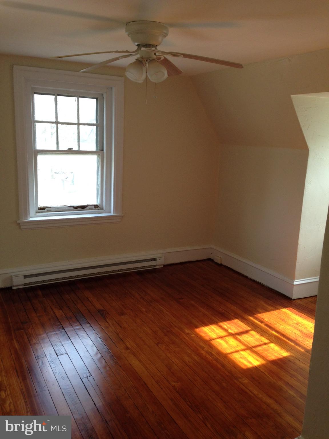 100 Grandview Road Ardmore, PA 19003 - Photo 21 of 22 Third Floor Bedroom