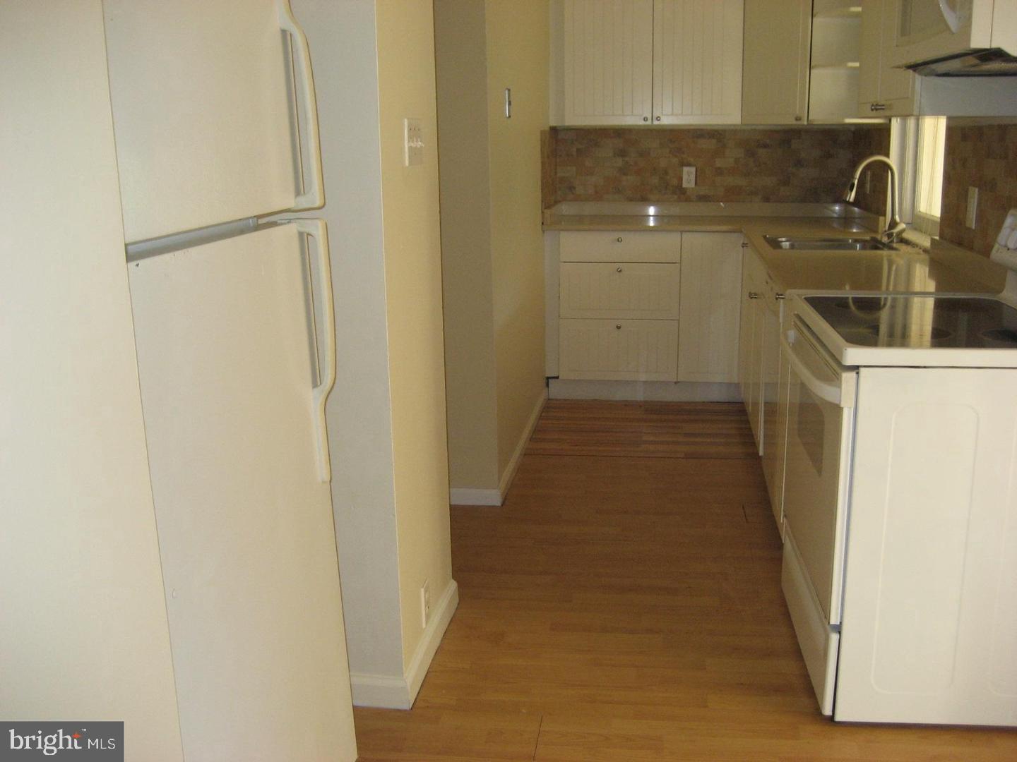 100 Grandview Road Ardmore, PA 19003 - Photo 4 of 22 First Floor Kitchen