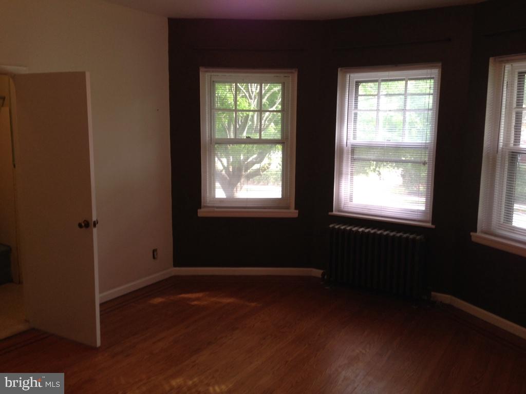 100 Grandview Road Ardmore, PA 19003 - Photo 9 of 22 First Floor Master Bedroom