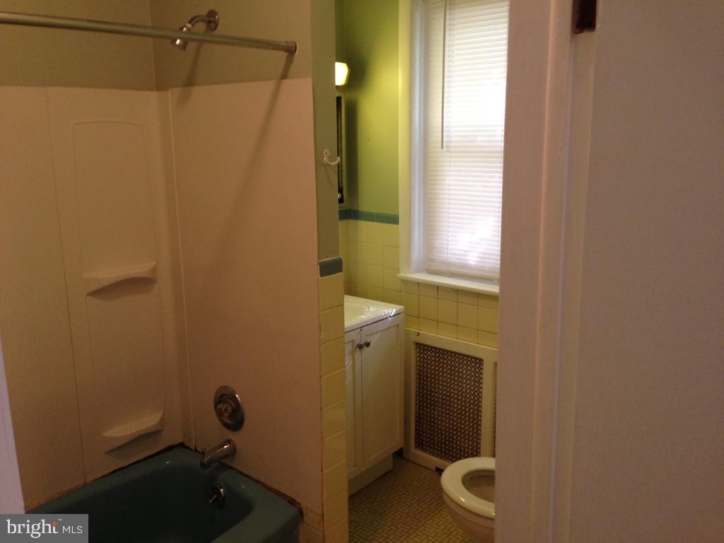 100 Grandview Road Ardmore, PA 19003 - Photo 10 of 22 First Floor Master Bath
