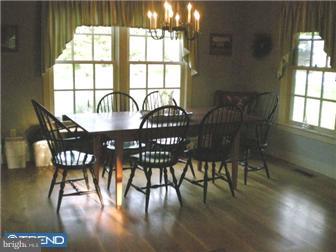 610 Corner Ketch Road Downingtown, PA 19335 - Photo 4 of 12 Gallery Image 4