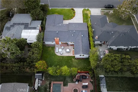 $3,495,000 | 1412 Vivian Lane, Newport Beach, CA 92660