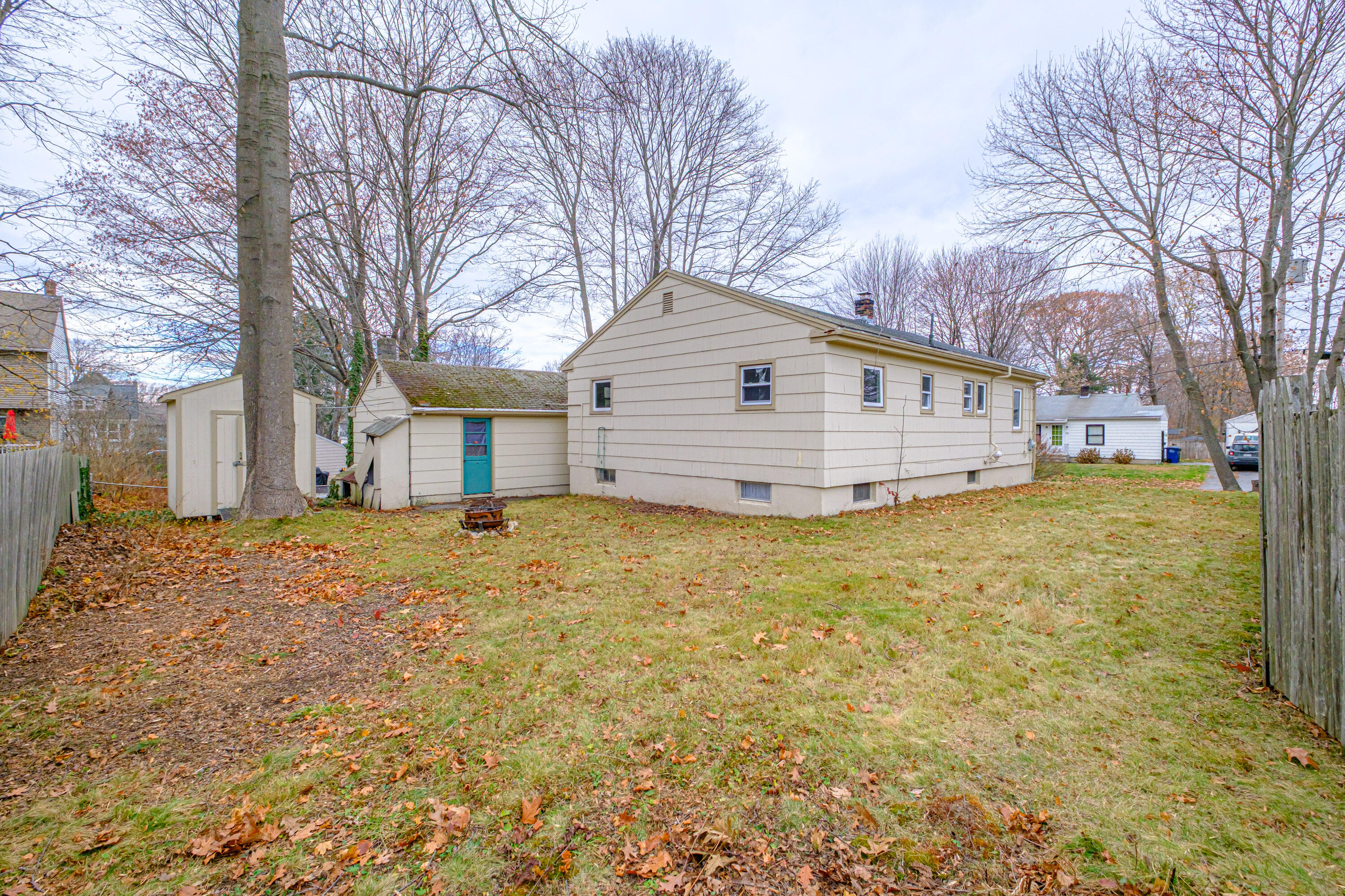 76 Pitt Street South Portland, ME 04106 - Photo 2 of 70 20251124gp-61067