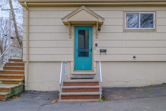 $439,900 | 76 Pitt Street, South Portland, ME 04106