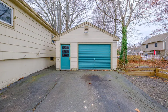 $439,900 | 76 Pitt Street, South Portland, ME 04106