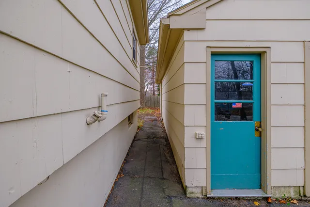 $439,900 | 76 Pitt Street, South Portland, ME 04106