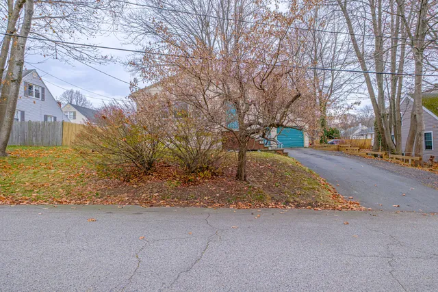 $439,900 | 76 Pitt Street, South Portland, ME 04106