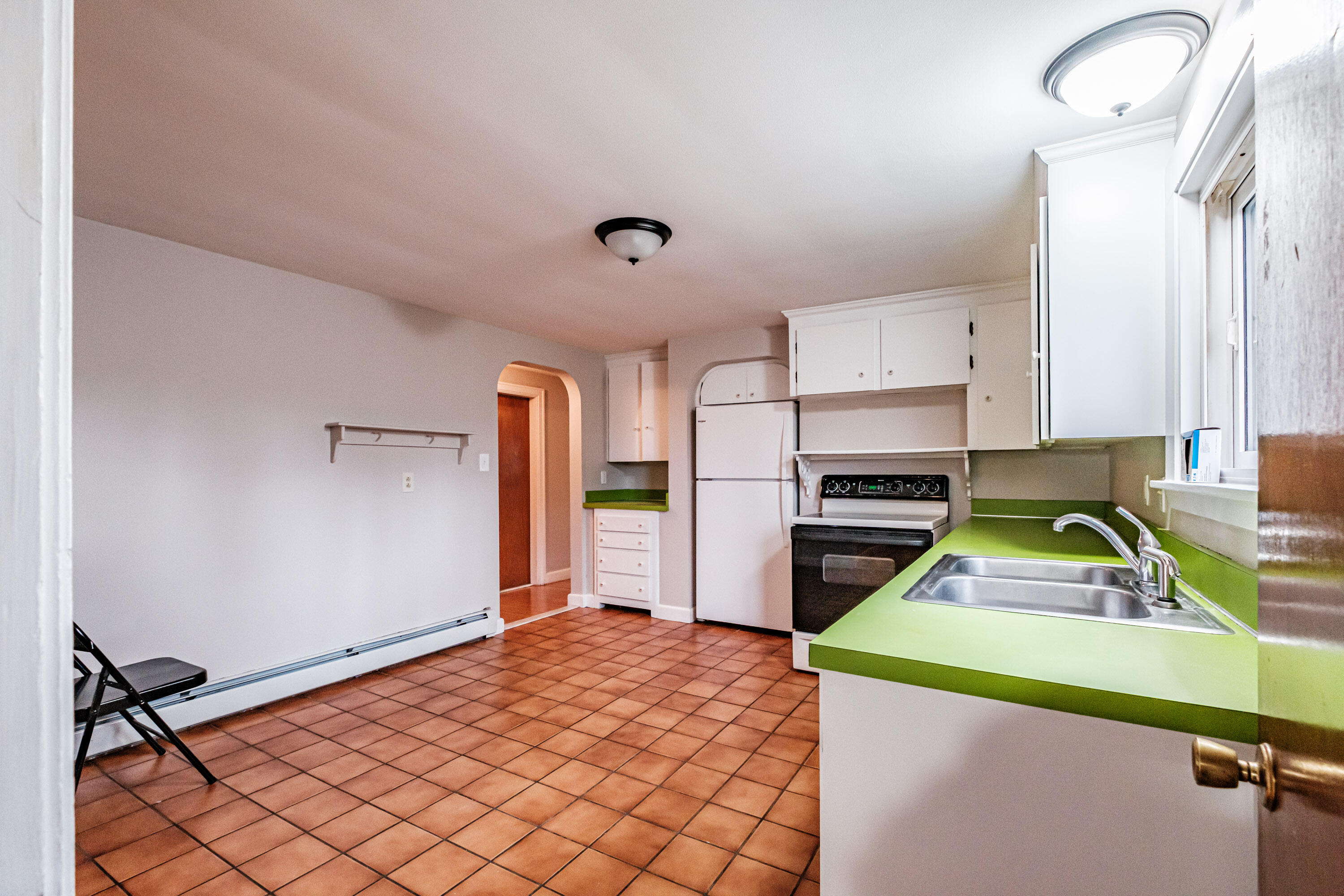 76 Pitt Street South Portland, ME 04106 - Photo 7 of 70 20251124gp-61013