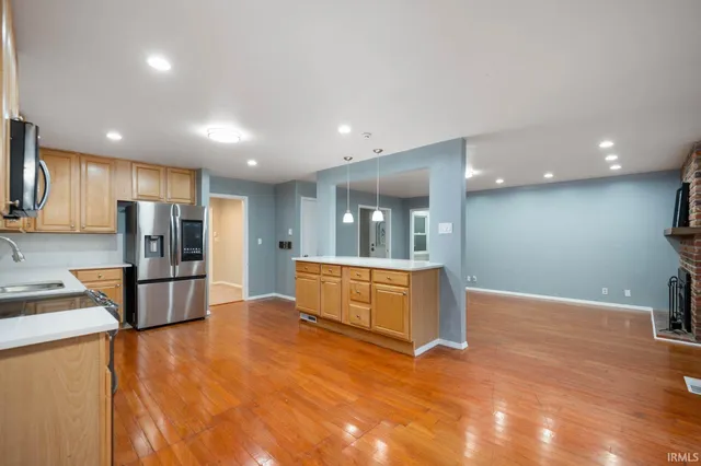 $374,900 | 2508 West Twickingham Drive, Muncie, IN 47304