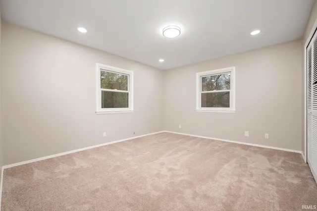 $374,900 | 2508 West Twickingham Drive, Muncie, IN 47304