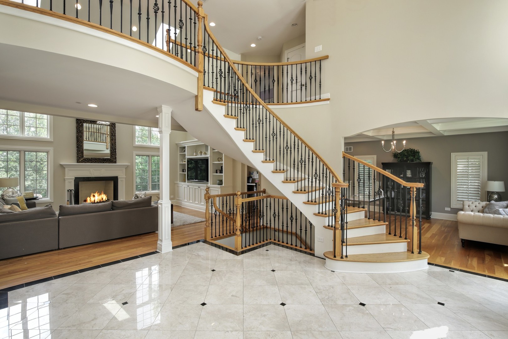 2812 Shannon Road Northbrook, IL 60062 - Photo 4 of 30