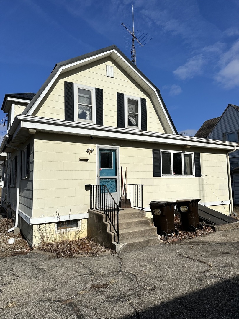 503 East Main Street Morrison, IL 61270 - Photo 17 of 25