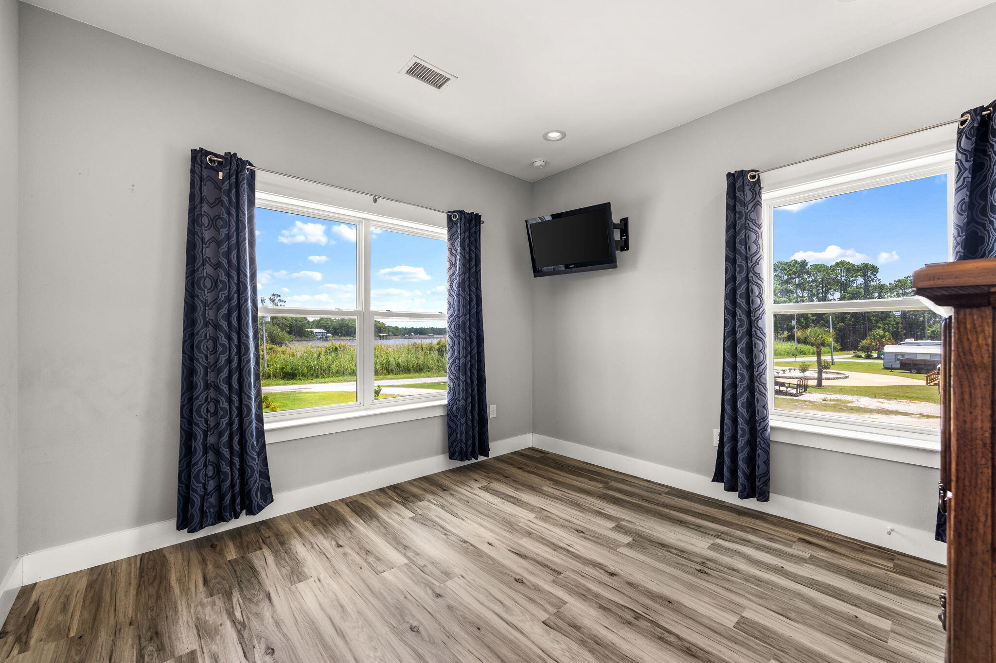 486 Beatrice Point Road Freeport, FL 32439 - Photo 13 of 41 12-web-or-mls-PANHANDLE - 486 BEATRICE P