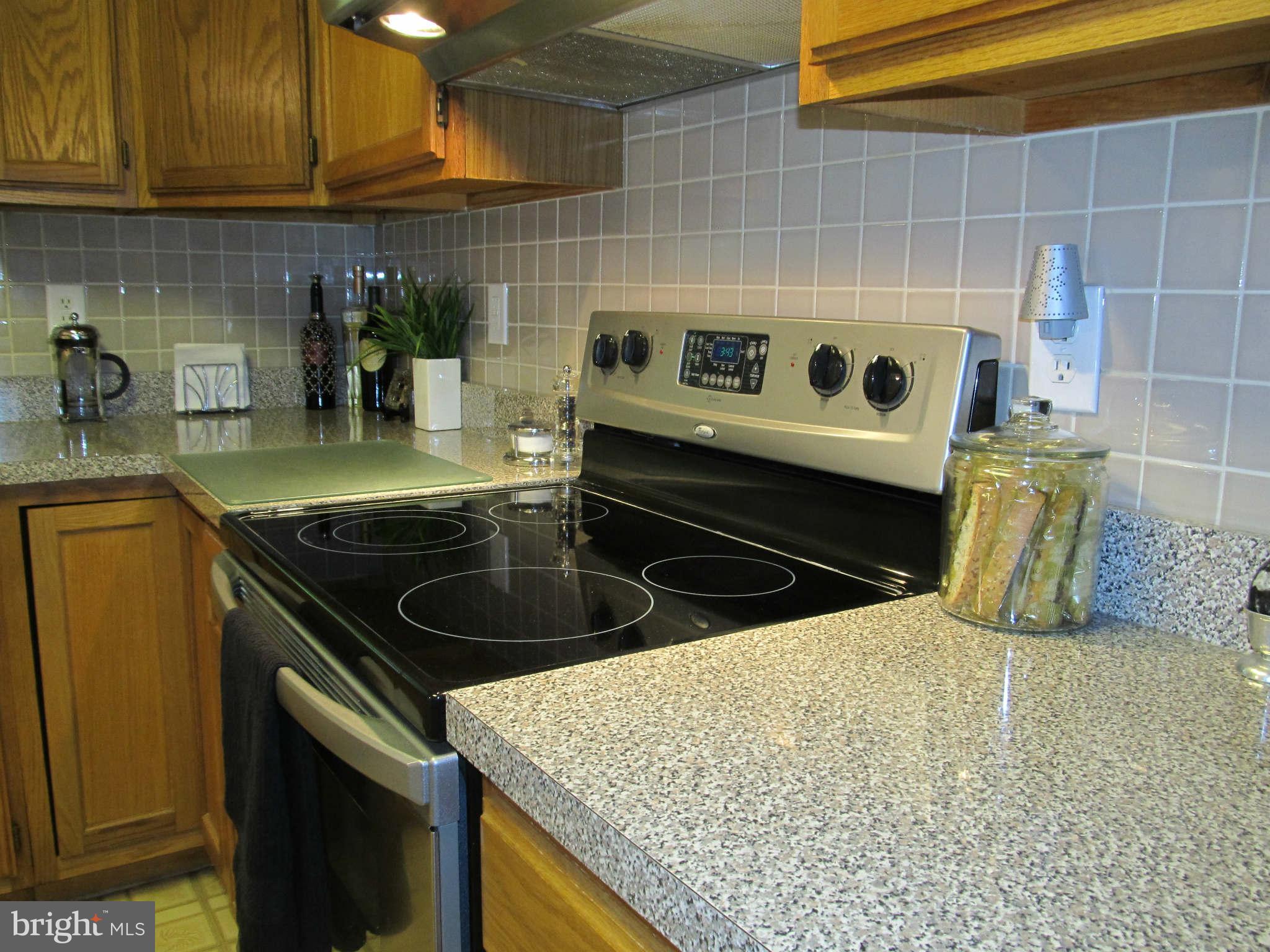 206 Calvert Drive Lusby, MD 20657 - Photo 8 of 26 Kitchen
