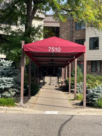 $169,999 | 7510 Cahill Road, Unit 119B, Edina, MN 55439